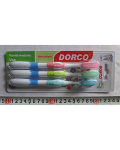 Зубная щетка 3шт на блистере DORCO D506-3 пластм